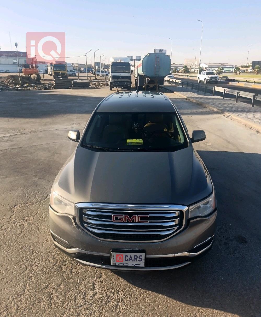GMC Acadia